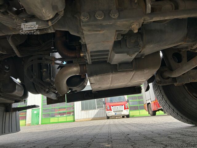 Speciale doeleinden vrachtwagen UNIMOG U 400 4x4 / Vario Pilot / Mulag / Mähausrüstung