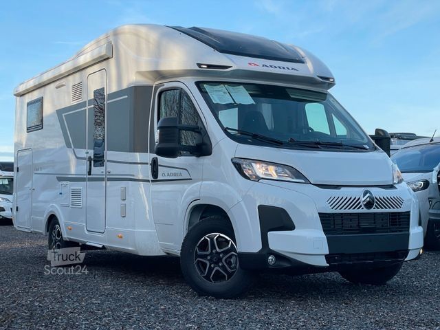 Half-integraal camper ADRIA Coral All-In 650 DL *Face-2-Face*sofort*