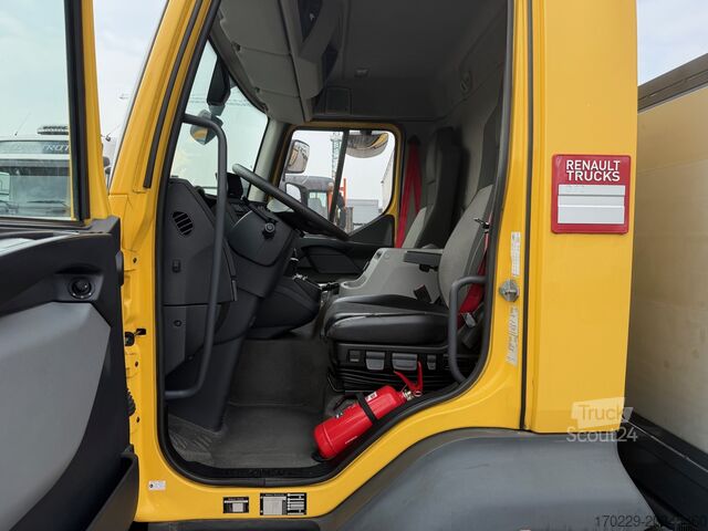 Camion à carrosserie fixe Renault d 12