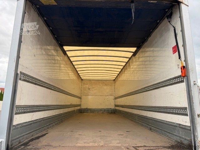 Vrachtwagen met bakwagen IVECO ML160E25/P E6C Klima Koffer 8,49 mtr.