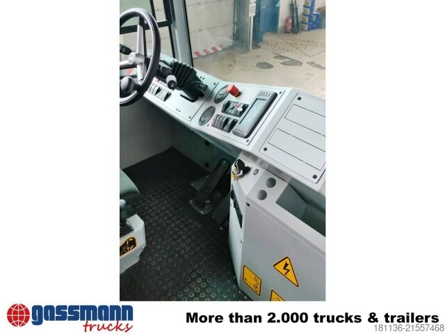 Standard SZM  T230 4x2