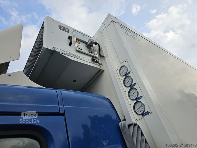 Camion frigorifique Volvo FM330 Multizone Lenk u. Kühlkoffer