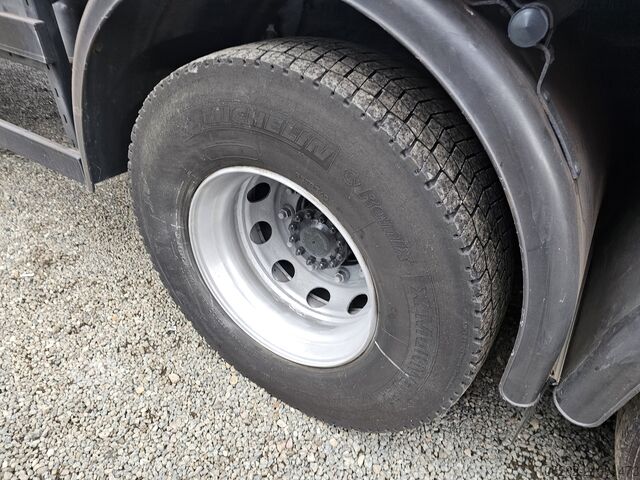 Camion frigorifique Volvo FM330 Multizone Lenk u. Kühlkoffer