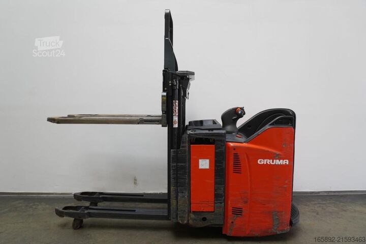 Manuālā krautuva Linde D 12 SP 133