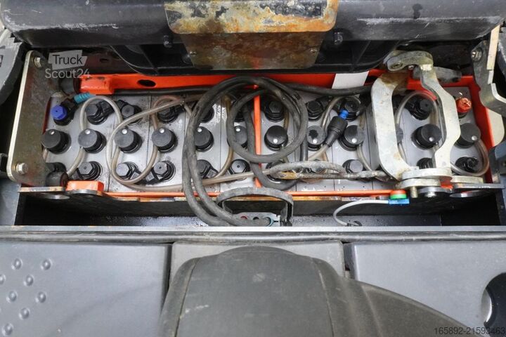 Manuālā krautuva Linde D 12 SP 133