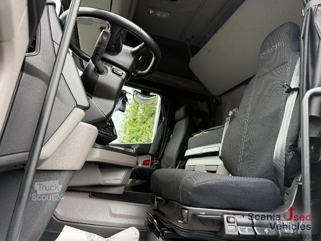 Standard dragbil Scania R 460 NA - SUPER - HIGHLINE - 2x TANKs - ACC