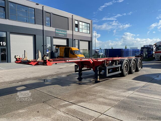 Transport av containrar A&D LPRS24 / 2x Extendable / 1x Lift Axle / Disc Br...