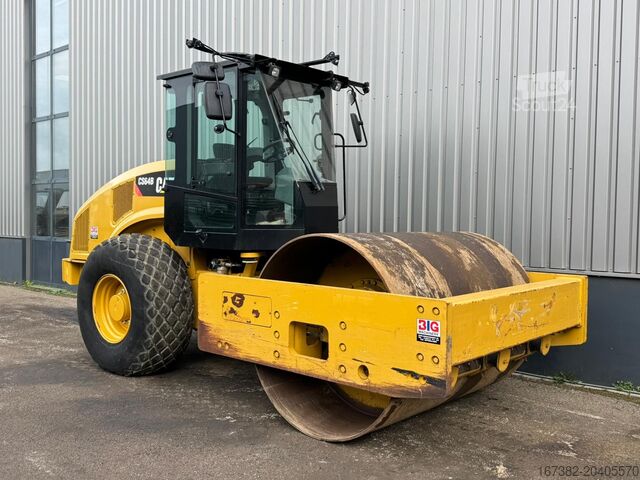 Одинарний ролик Caterpillar CS64B