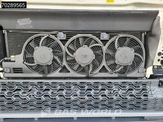 Standard-SZM Volvo FH 500 4X2 2xTanks I-ParkCool Navi ACC Euro 6