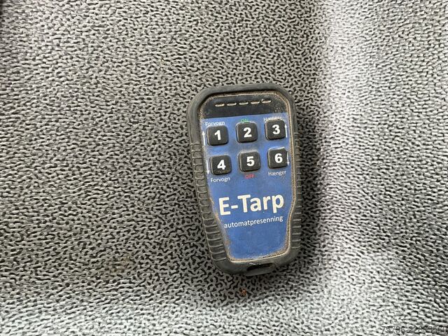 Самосвал с краном DAF FAX CF 480 Kipper met HMF 21 Tonmeter laadkraan