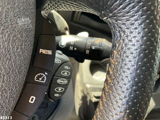 Vrachtwagen met kraan Renault D 220 Euro 6 Fassi 2,3 Tonmeter laadkraan Just ...