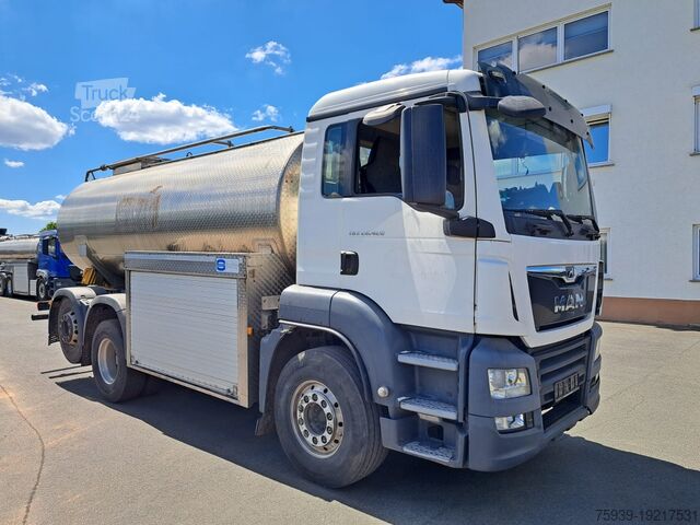 Cysterna samochodowa MAN TGS 26.420 6x2  Wasserträgerfahrzeug