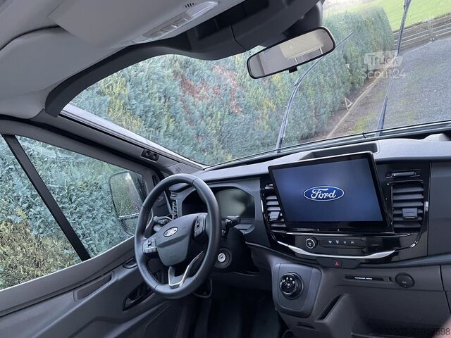 Semi-integrated camper Etrusco V 6.6 SF