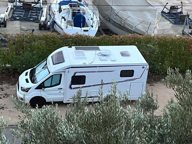 Semi-integrated camper Etrusco V 6.6 SF