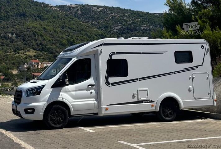 Semi-integrated camper Etrusco V 6.6 SF