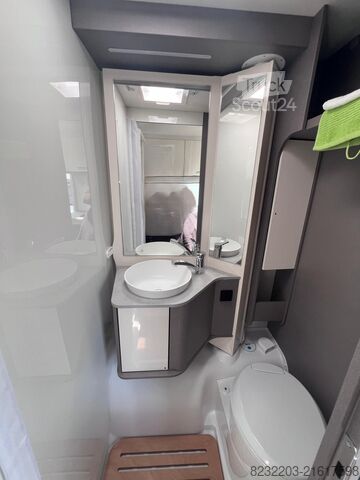 Semi-integrated camper Etrusco V 6.6 SF