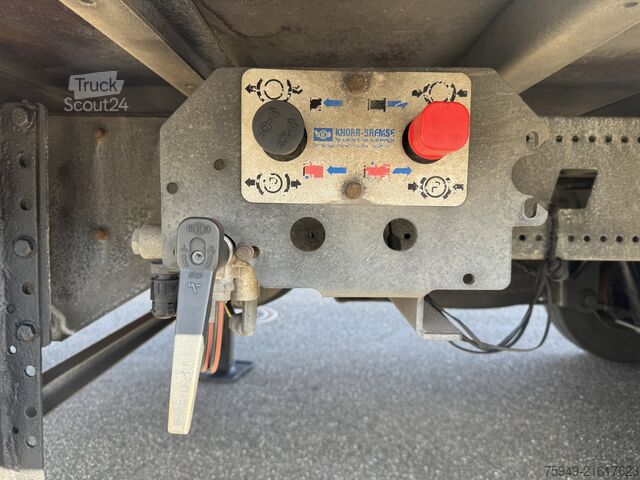 ZNX S11P, 10 tonnes, traversant Junge ZNX S11P, 10to., Durchlade, Pritsche/Pla