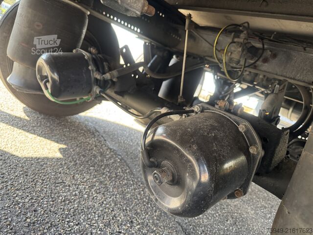 ZNX S11P, 10 tonnes, traversant Junge ZNX S11P, 10to., Durchlade, Pritsche/Pla