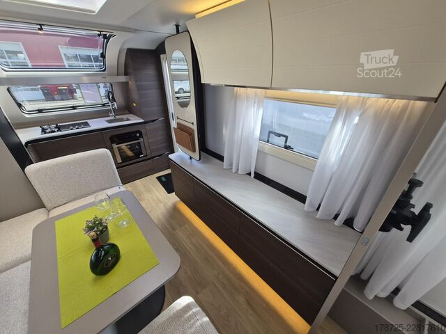 Karavan ADRIA Alpina 663 HT