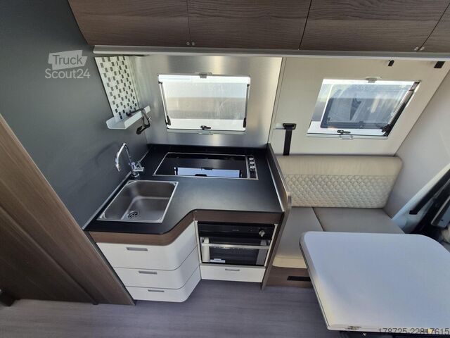 Напівінтегрований кемпер ADRIA Coral Supreme 670 DL Vollausstattung