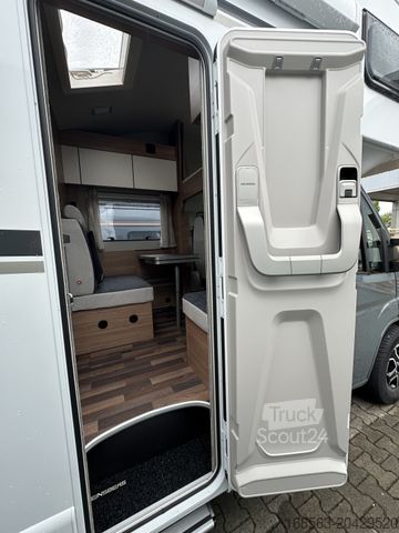 Τροχόσπιτο με προεξοχή (alcove) WEINSBERG CaraHome 650 MEG Automatik ~5.000km LP 82.648 ¤!