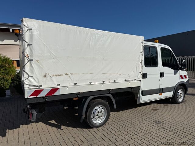 Verhollinen pakettiauto IVECO Daily 29L13 Pritsche+Plane/DoKA 7-Sitze/AHK 3300