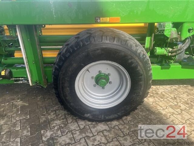 Empacotador de fardos McHale 998