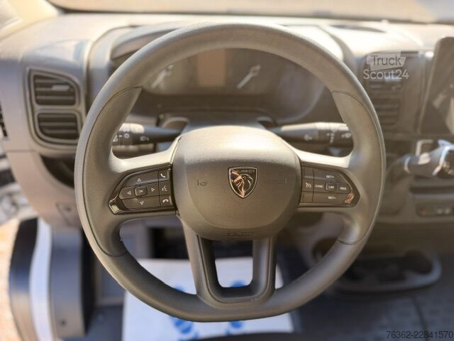 Yüksek tavanlı, uzun dingil mesafeli panelvan Peugeot Boxer Kasten 435 L4H2  180 AUT/NAvi/PDC