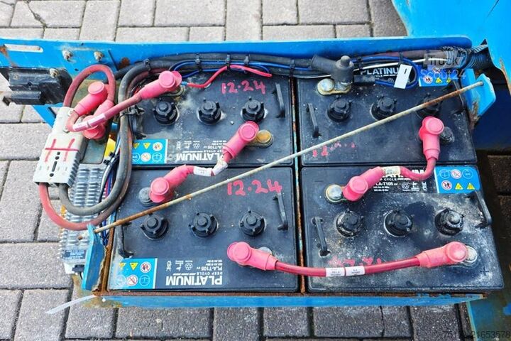 Scherenhebebühne Genie GS3246 Electric, Batteries(12-2024), Working Heigh