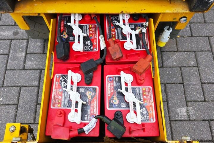 Scherenhebebühne Haulotte Compact 10N Electric, 10m Working Height, 230kg Ca