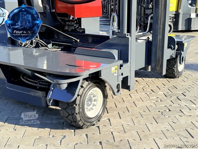чотири-напрямний навантажувач Combilift C4500 GAS TRIPLEX 8400 WIDE POSITIONER