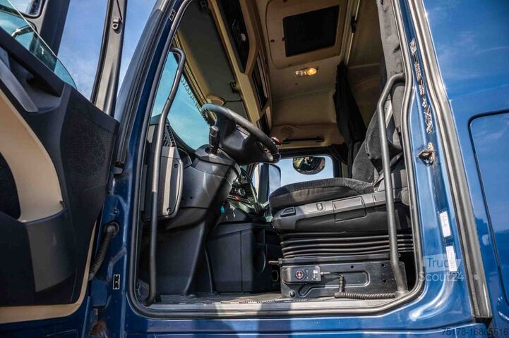 Estándar-SZM MERCEDES ACTROS 1848 LS