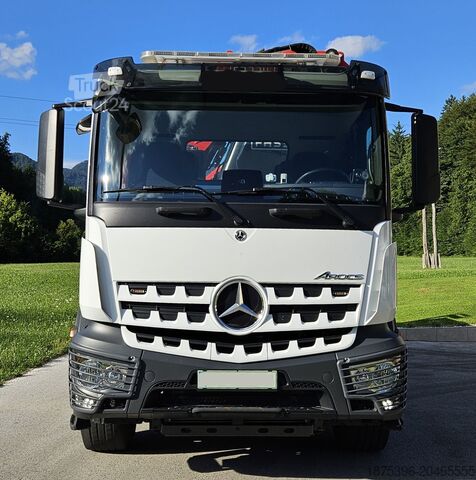 Truck with flatbed (open) Mercedes-Benz Hiab Palfinger Fassi F545-6 JIB L426