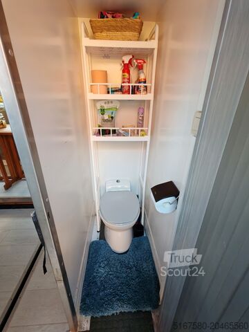 Apart + transport koni Scania 2002 + Belgium Horse box 8 years R 420