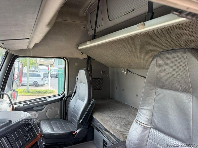Standard-SZM Volvo FH 460 GLOBETROTTER XL + RETARDER + FULL SPOILE...
