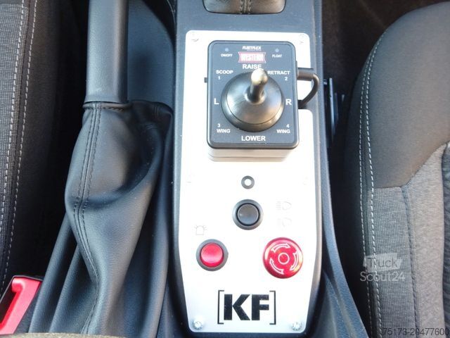 Fourgon FORD Ranger XLT 4x4 DoKa Winterdienst Streuer Pflug