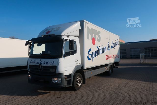Autocamion cu caroserie tip cutie MERCEDES-BENZ Nr.288 Atego 3 4x2 1221L 1.Hand / Ladeboardwand