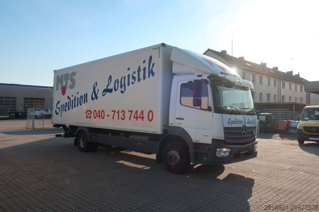 Autocamion cu caroserie tip cutie MERCEDES-BENZ Nr.288 Atego 3 4x2 1221L 1.Hand / Ladeboardwand