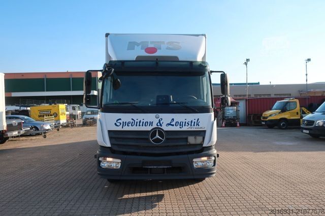 Autocamion cu caroserie tip cutie MERCEDES-BENZ Nr.288 Atego 3 4x2 1221L 1.Hand / Ladeboardwand