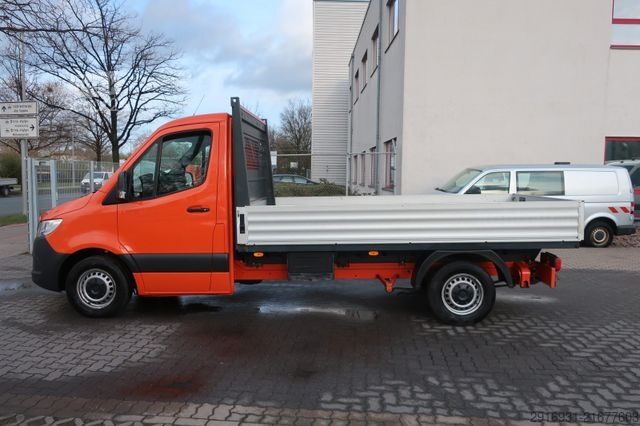 Pritschenwagen MERCEDES-BENZ Sprinter III Pritsche 211 CDI FWD L2/AHK/ Nr.128