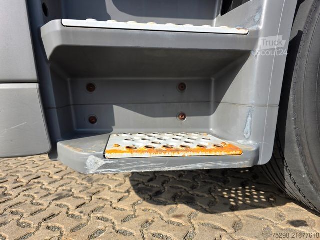 Kühlkoffer-LKW MERCEDES-BENZ Axor 1824L / Ldbw /Triple Verdampfer/3 Kammern