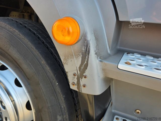 Kühlkoffer-LKW MERCEDES-BENZ Axor 1824L / Ldbw /Triple Verdampfer/3 Kammern