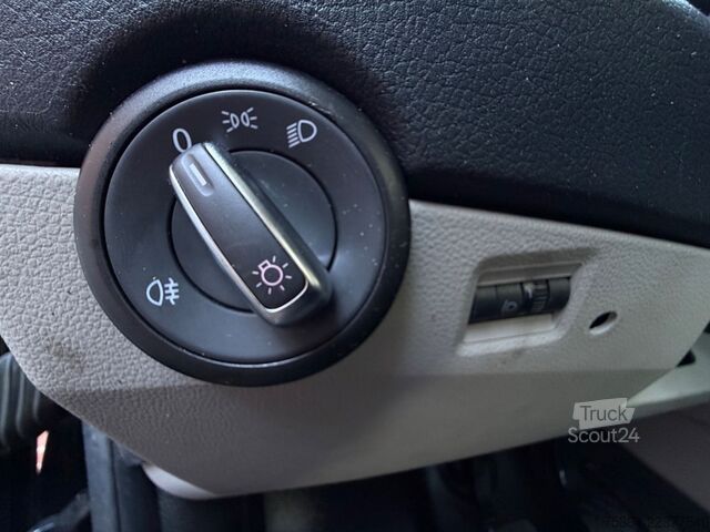Microbuz VW T6 Kombi 2.0 Tdi Lang L2 Klima 9Sitze Schiebetür
