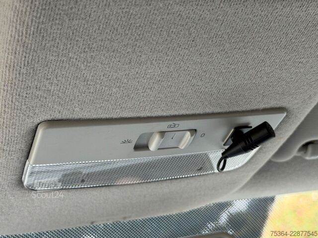 Microbuz VW T6 Kombi 2.0 Tdi Lang L2 Klima 9Sitze Schiebetür