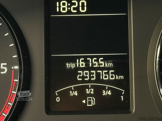 Microbuz VW T6 Kombi 2.0 Tdi Lang L2 Klima 9Sitze Schiebetür
