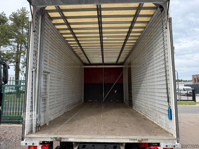 Lagaminas Mercedes-Benz ATEGO 1221 CLOSED BOX - * 267.914km* - TAILLIFT...