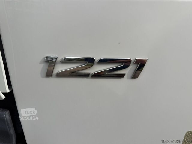 Lagaminas Mercedes-Benz ATEGO 1221 CLOSED BOX - * 267.914km* - TAILLIFT...