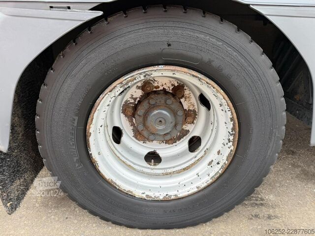 Lagaminas Mercedes-Benz ATEGO 1221 CLOSED BOX - * 267.914km* - TAILLIFT...