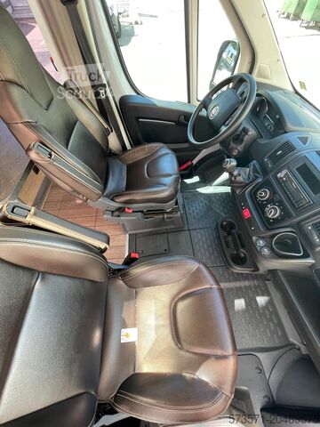 Caravan/motorhome Fiat Weinsberg Carabus 600 K 4 Schlafplätze | Voll ausgestattet