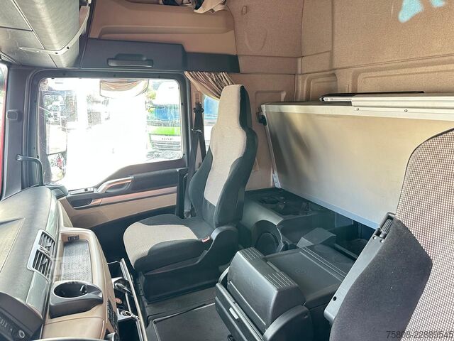 Camión portacontenedores de gancho MAN TGX 26.500 6x2 Meiller RS21.70 Funk Lift/Lenk